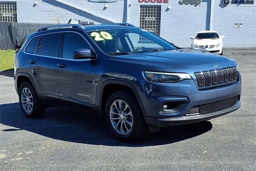 2020 Jeep Cherokee Latitude photo 1