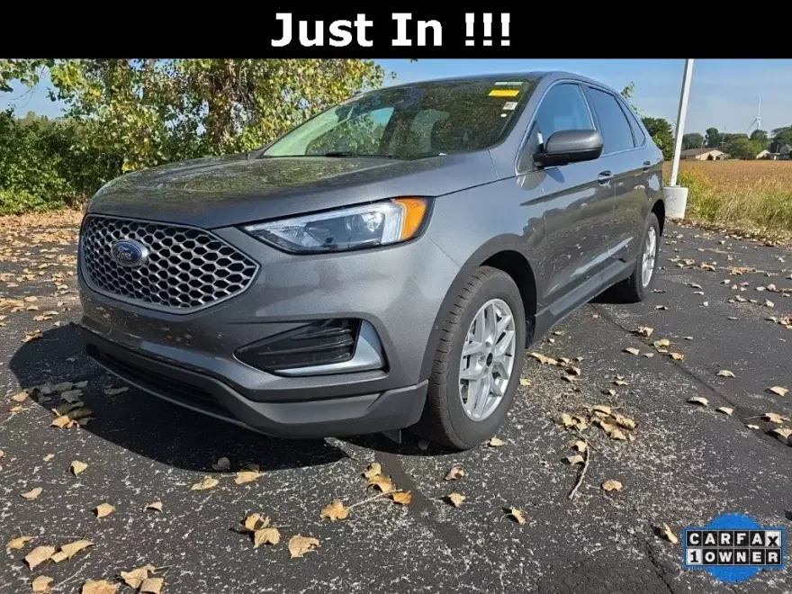 2024 Ford Edge SEL photo 1