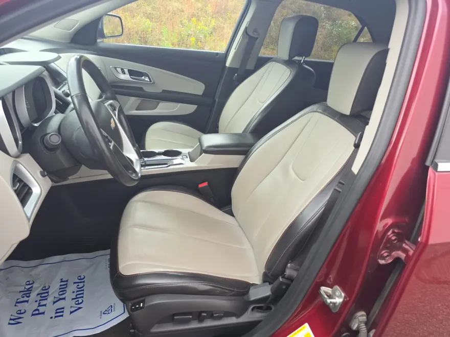 2017 Chevrolet Equinox Premier photo 1