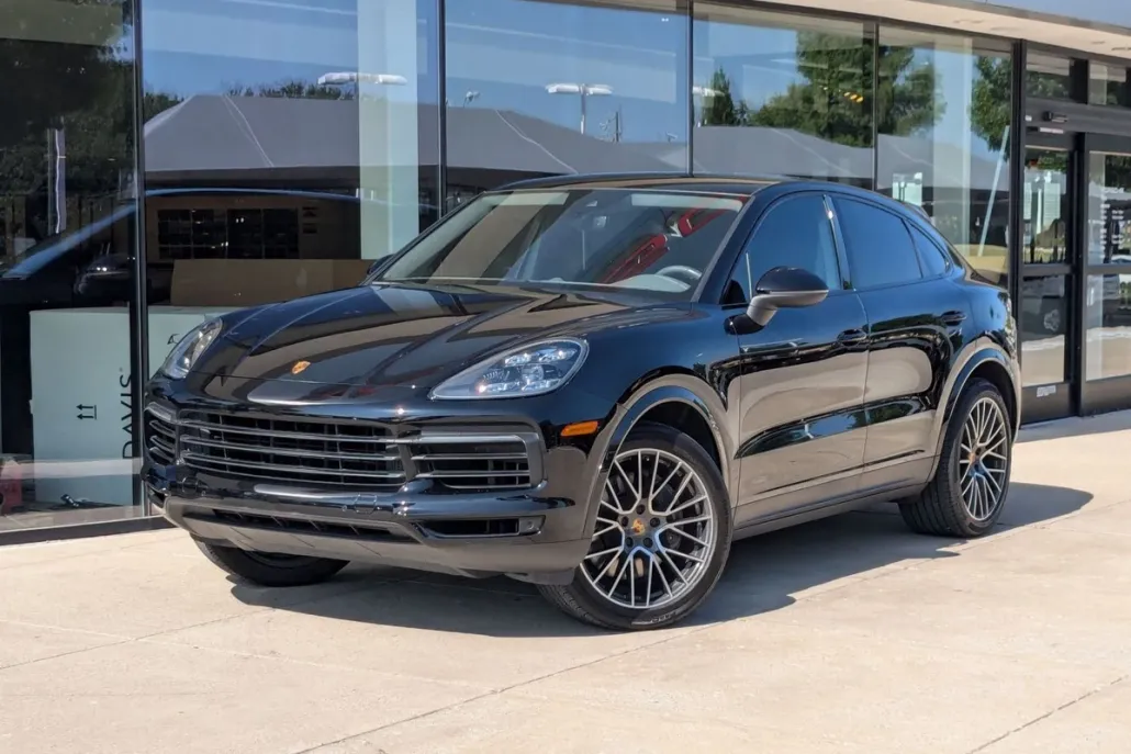 2021 Porsche Cayenne Coupe photo 1