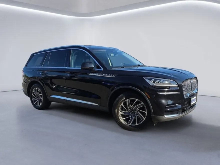 2021 Lincoln Aviator Standard photo 1