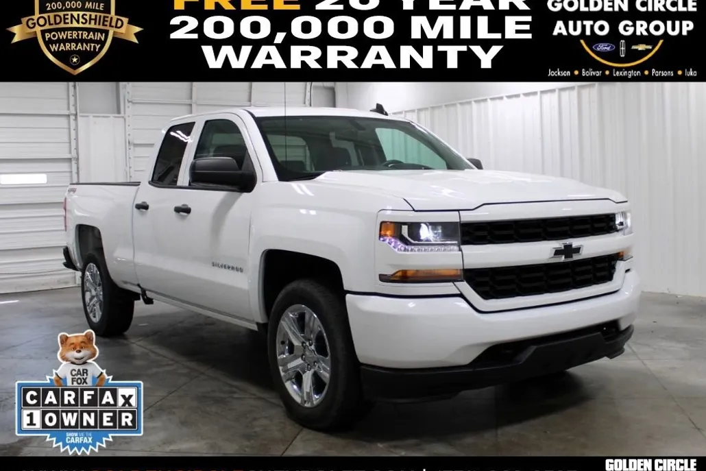 2019 Chevrolet Silverado Custom photo 1