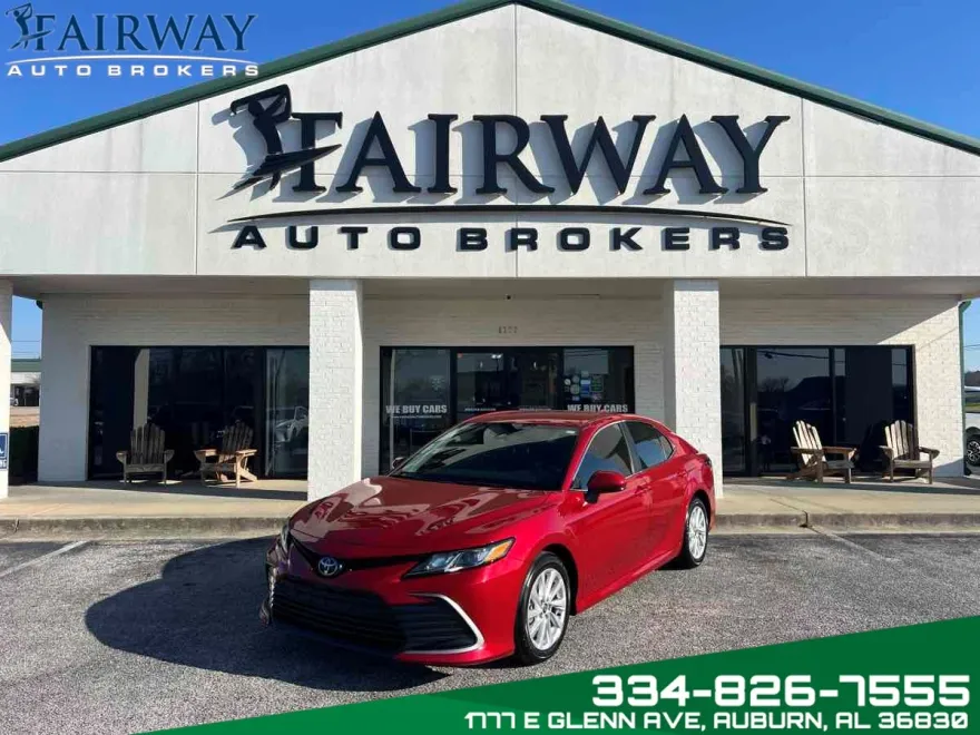 2024 Toyota Camry LE photo 1