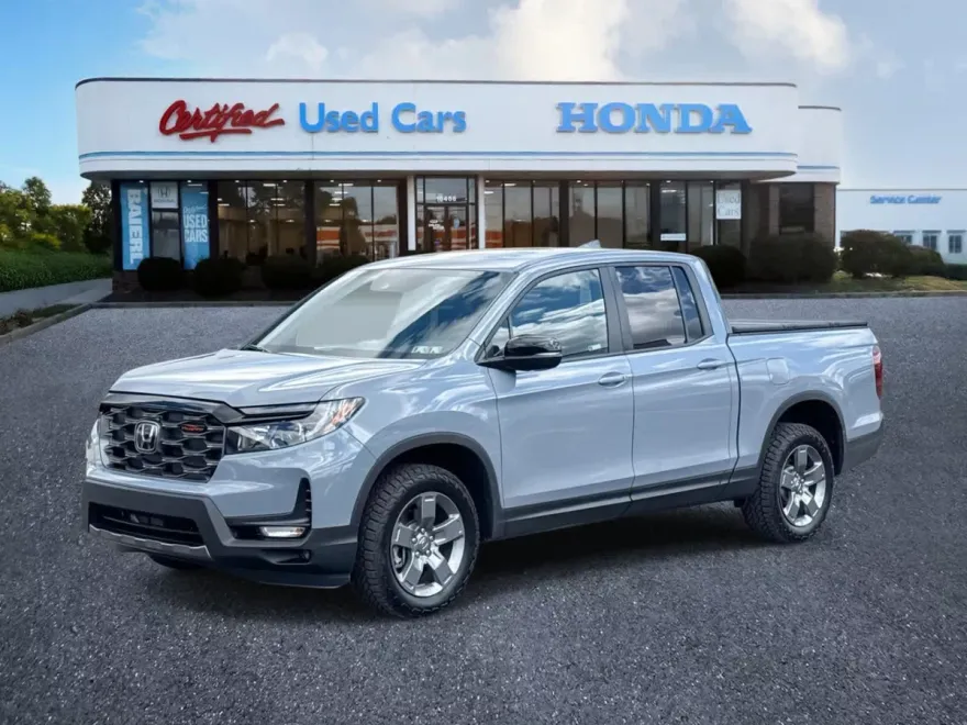 2025 Honda Ridgeline TrailSport photo 1