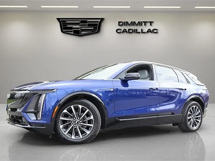 2025 Cadillac Lyriq Sport photo 1