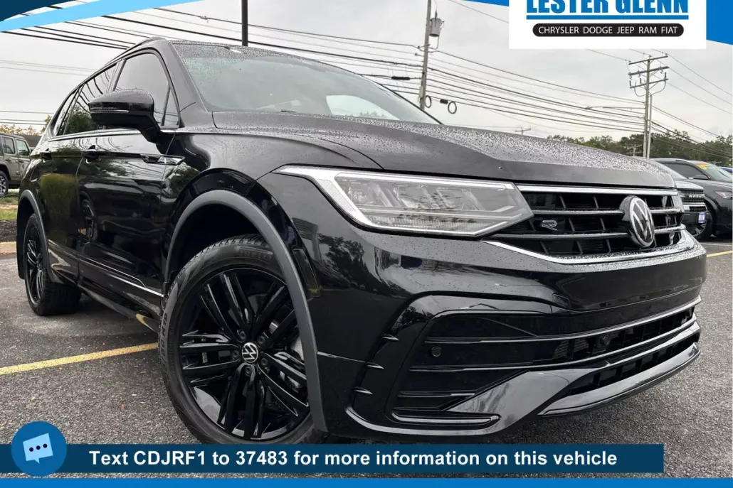 2022 Volkswagen Tiguan SE R-Line Black photo 1