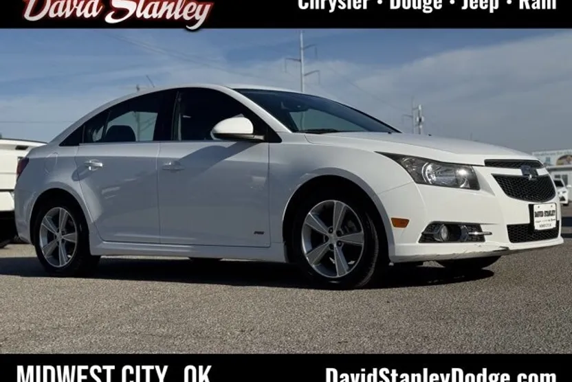 2014 Chevrolet Cruze photo 1