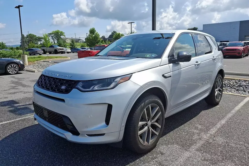 2025 Land Rover Discovery Sport S photo 1
