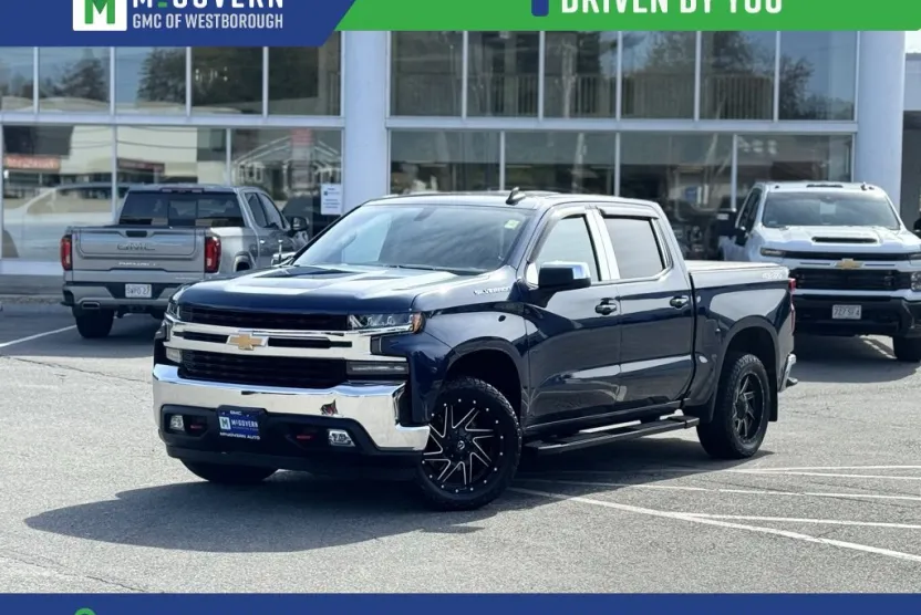 2021 Chevrolet Silverado 1500 LT photo 1
