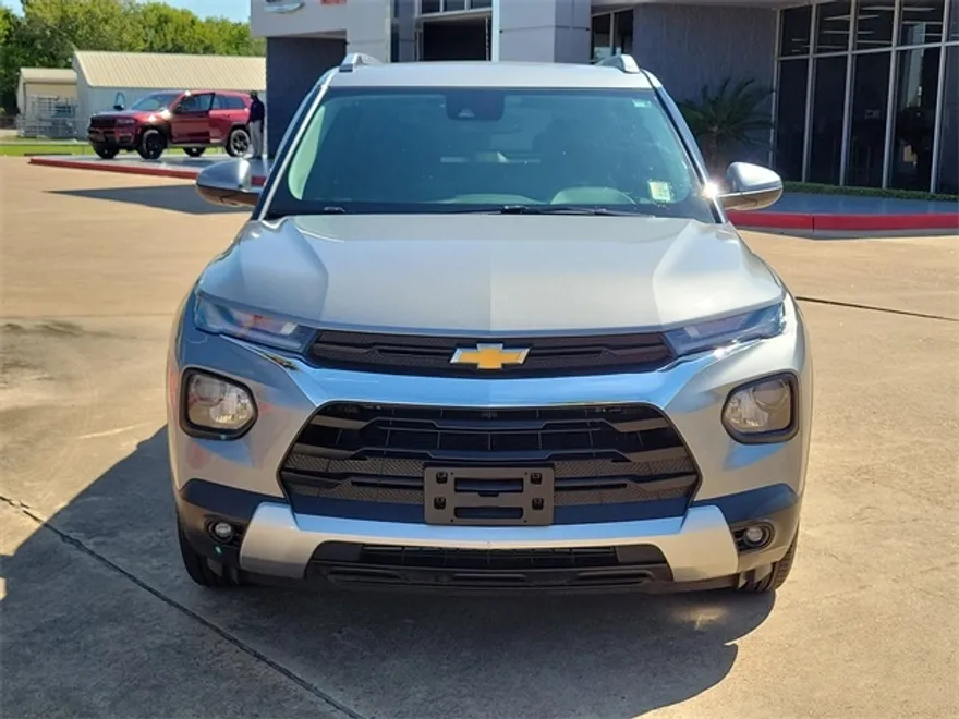 2023 Chevrolet Trailblazer LT photo 1