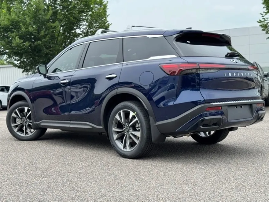 2025 Infiniti QX60 Luxe photo 1