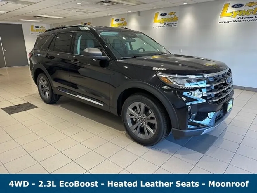 2025 Ford Explorer photo 1