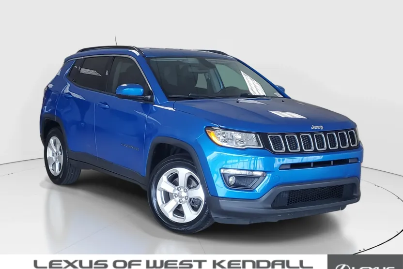 2019 Jeep Compass Latitude photo 1