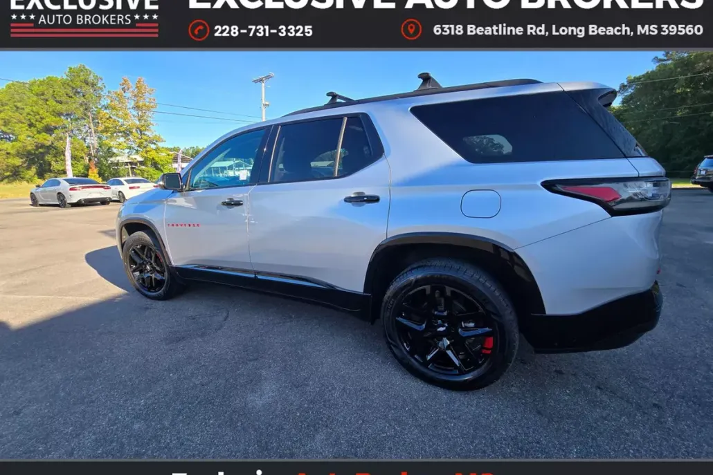 2020 Chevrolet Traverse Premier photo 1