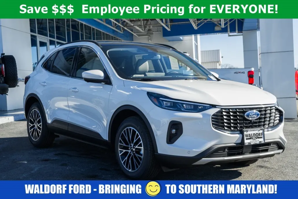 2023 Ford Escape photo 1