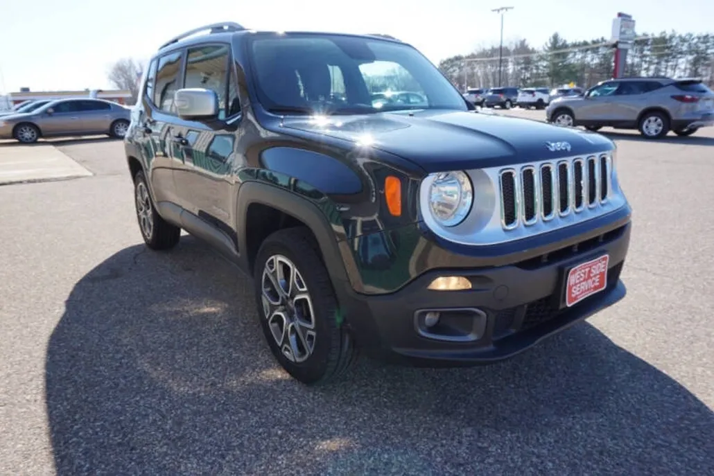 2017 Jeep Renegade Limited photo 1