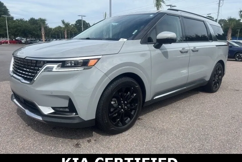 2024 Kia Carnival SX Prestige photo 1