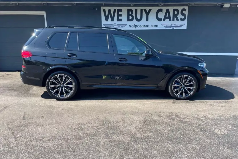 2021 Bmw X7 M50i photo 1