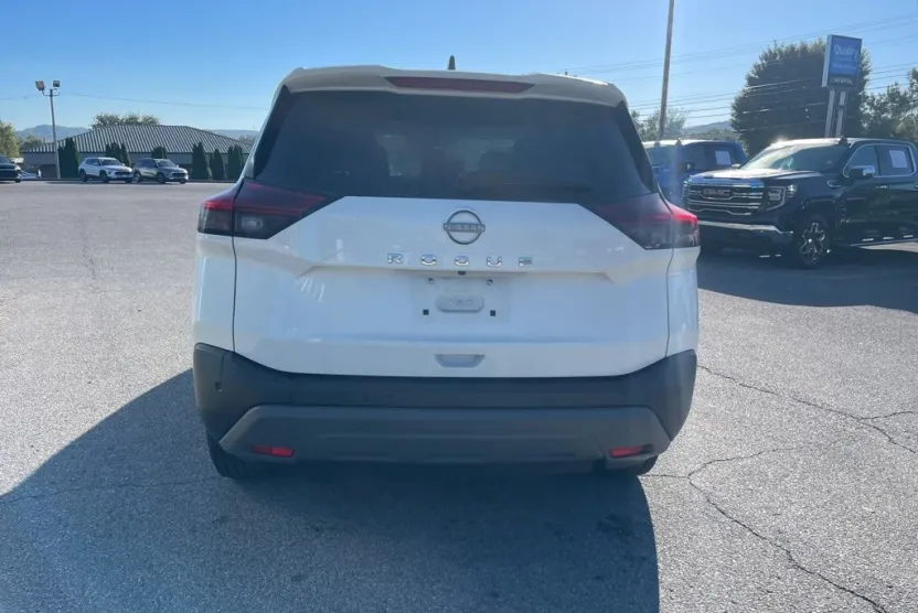 2023 Nissan Rogue S photo 1