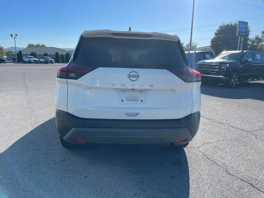 2023 Nissan Rogue S photo 1