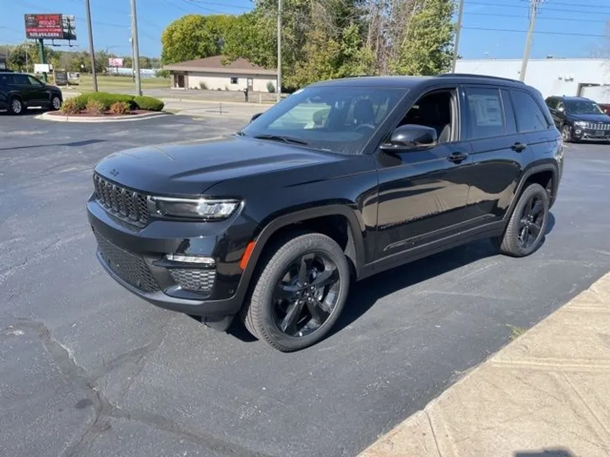 2025 Jeep Grand Cherokee Limited photo 1
