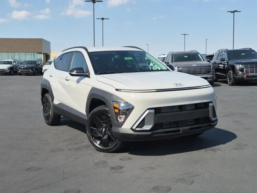 2026 Hyundai Kona SEL photo 1