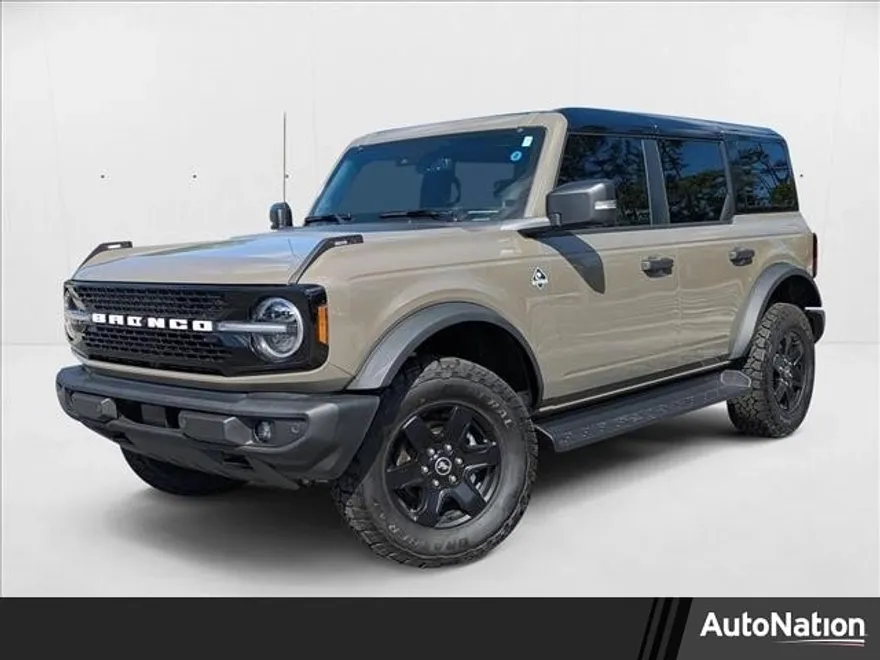 2025 Ford Bronco Outer Banks photo 1