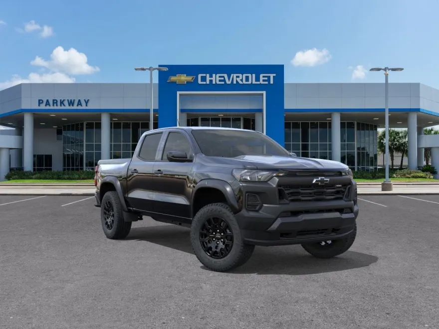 2026 Chevrolet Colorado Trail Boss photo 1