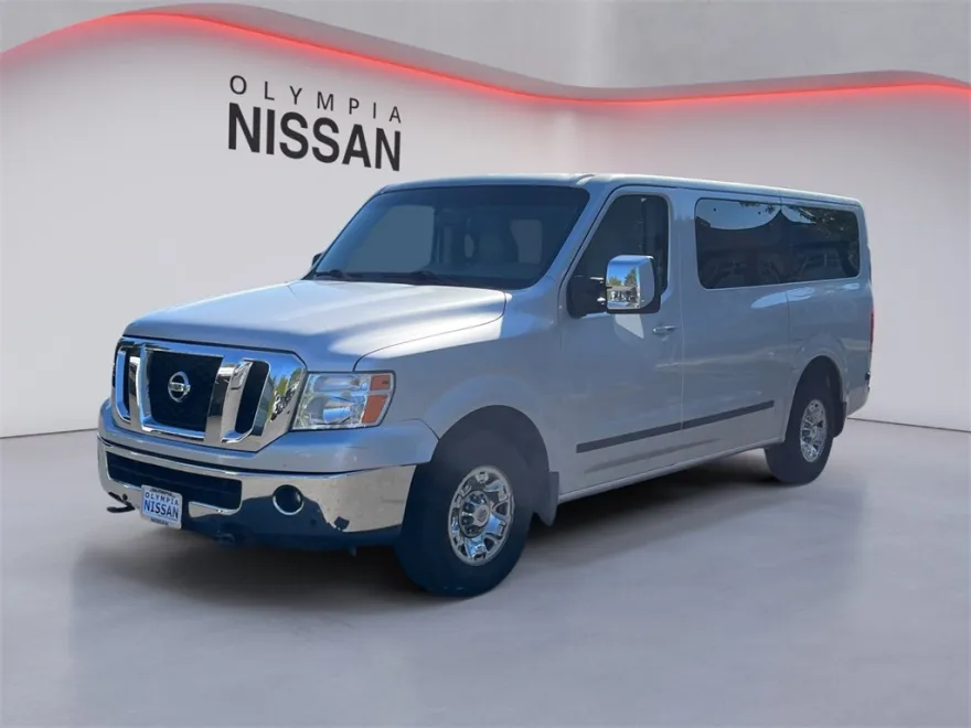 2016 Nissan NV3500 photo 1