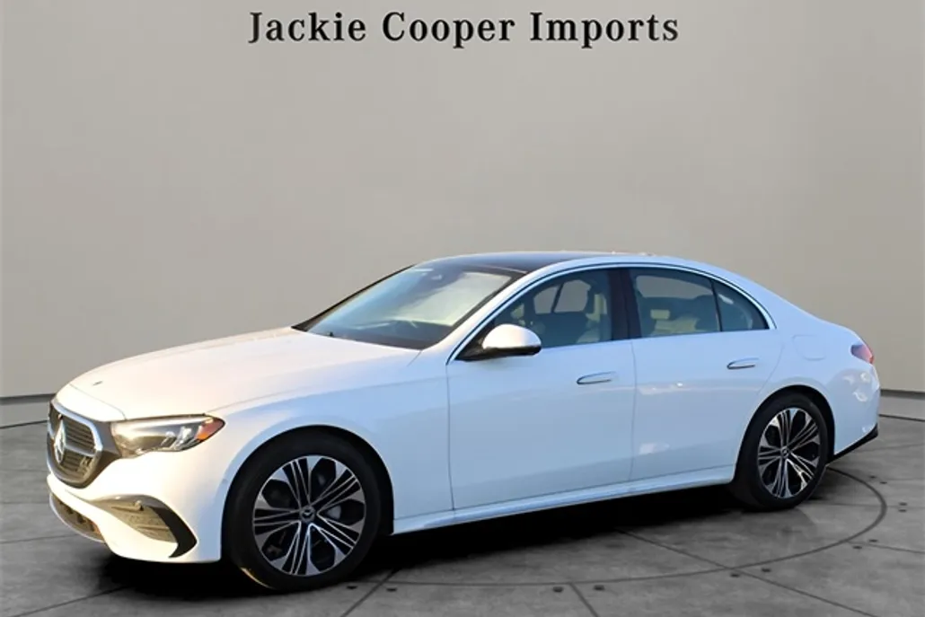 2025 Mercedes Benz E 350 photo 1