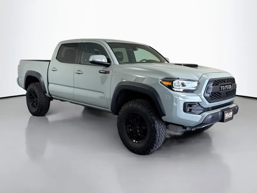 2021 Toyota Tacoma TRD Pro photo 1