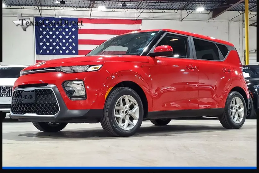 2020 Kia Soul S photo 1