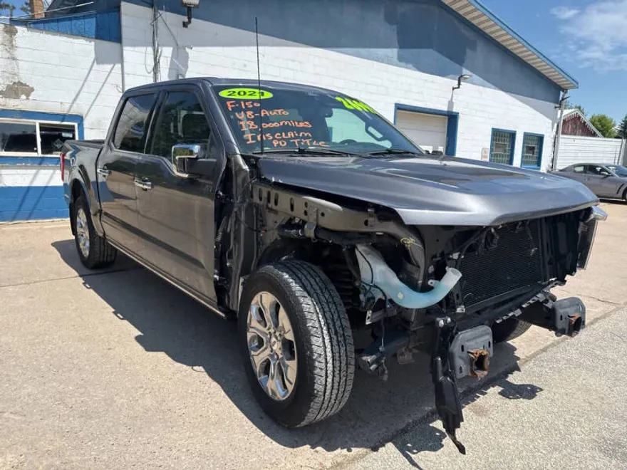 2021 Ford F-150 Platinum photo 1