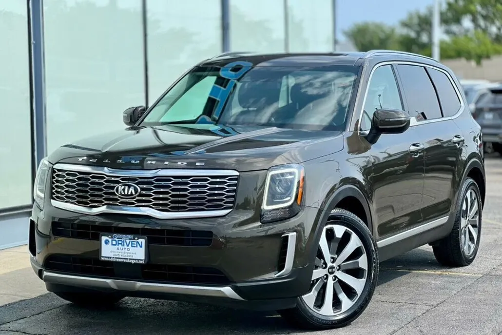 2020 Kia Telluride S photo 1