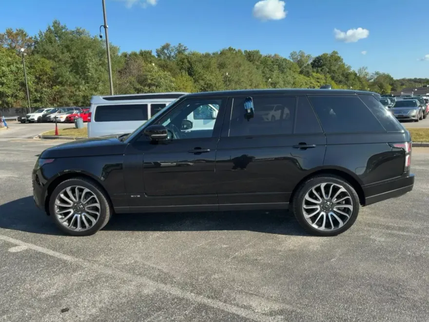 2018 Land Rover Range Rover Supercharged LWB photo 1