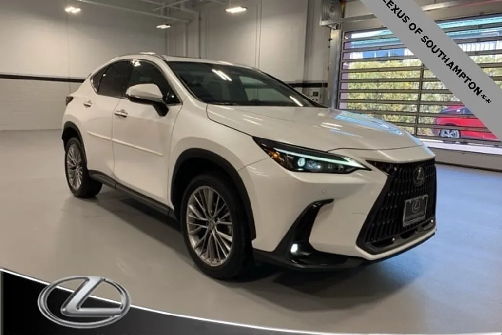 2022 Lexus NX 350h Premium photo 1