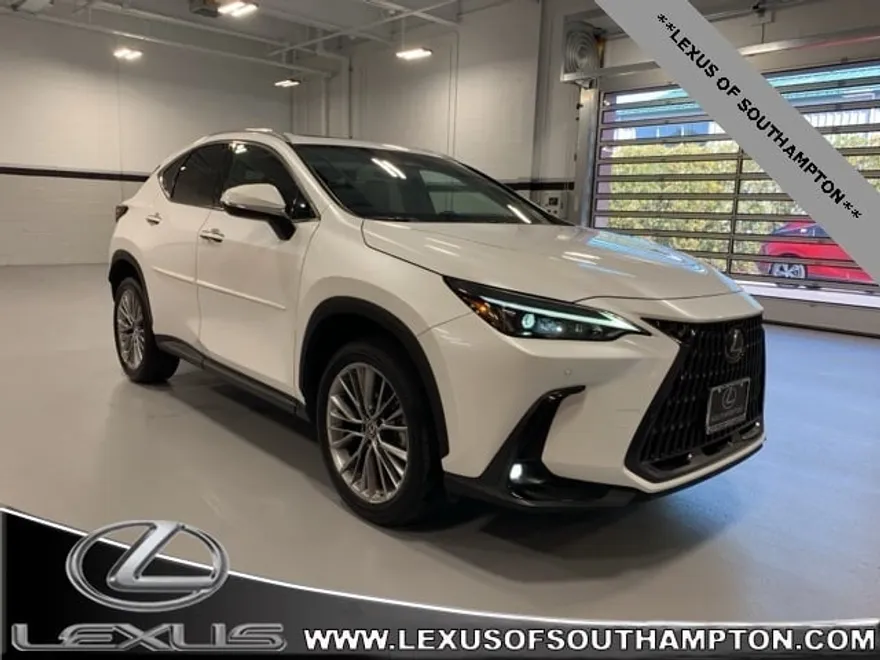 2022 Lexus NX 350h Premium photo 1