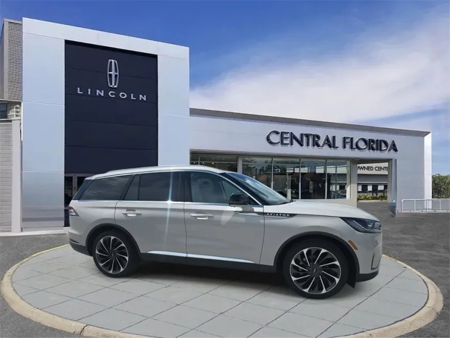 2025 Lincoln Aviator Reserve photo 1