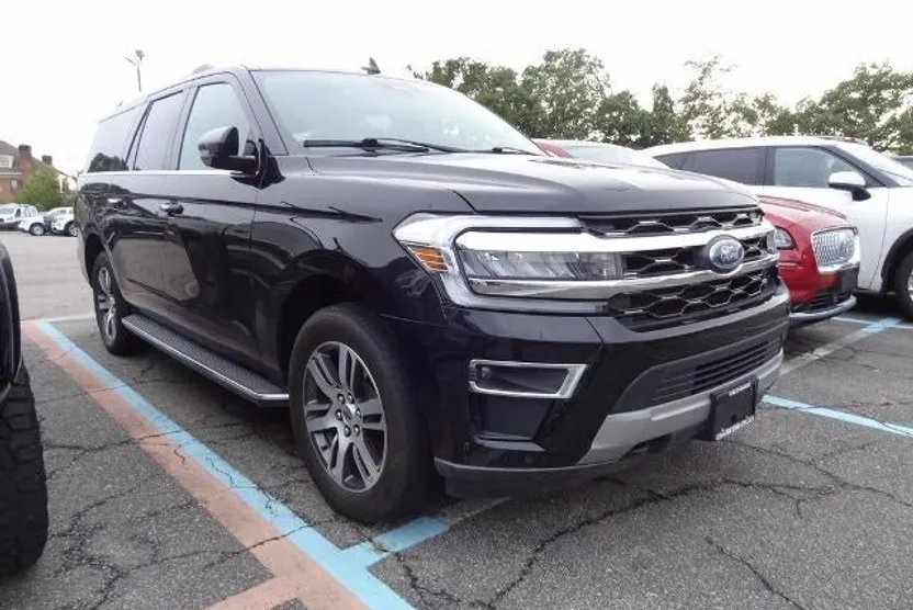 2022 Ford Expedition MAX Limited photo 1