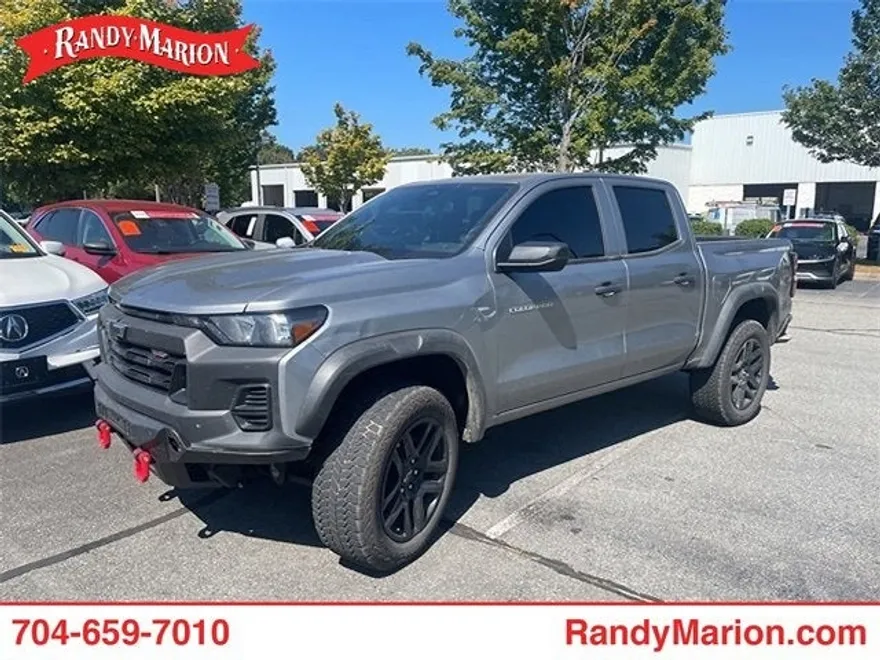 2024 Chevrolet Colorado Trail Boss photo 1