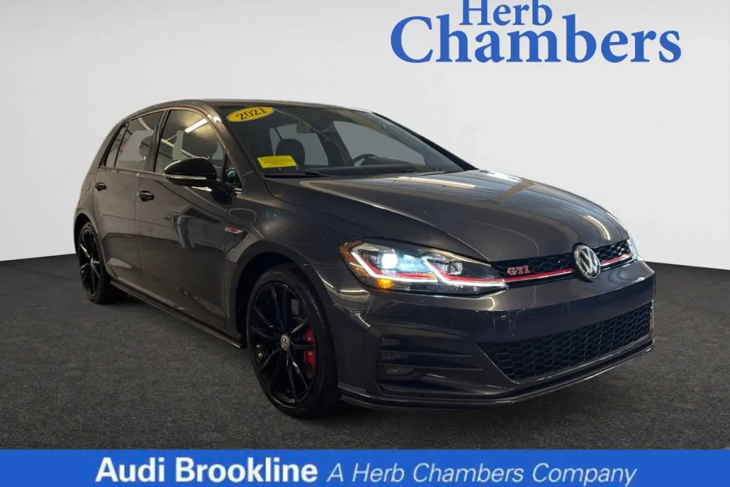 2021 Volkswagen Golf GTI S photo 1