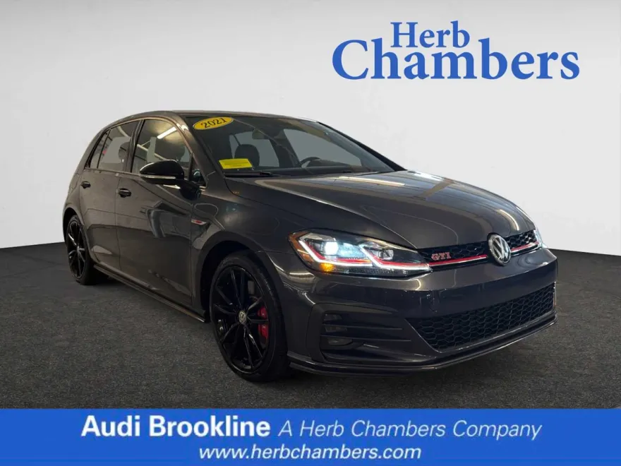 2021 Volkswagen Golf GTI S photo 1