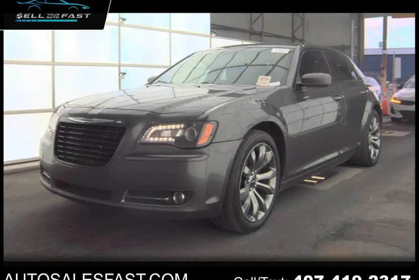2014 Chrysler 300 C S photo 1