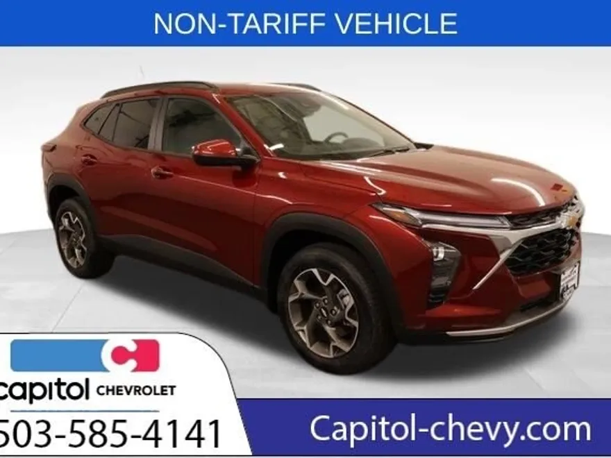2025 Chevrolet Trax LT photo 1