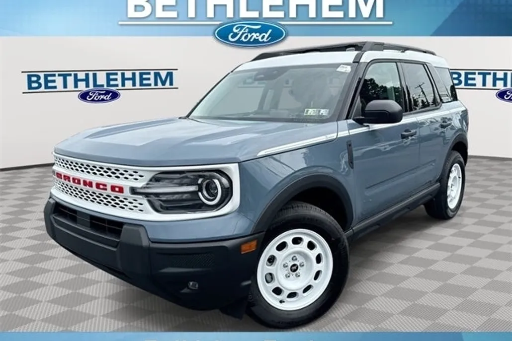 2025 Ford Bronco Sport Heritage photo 1