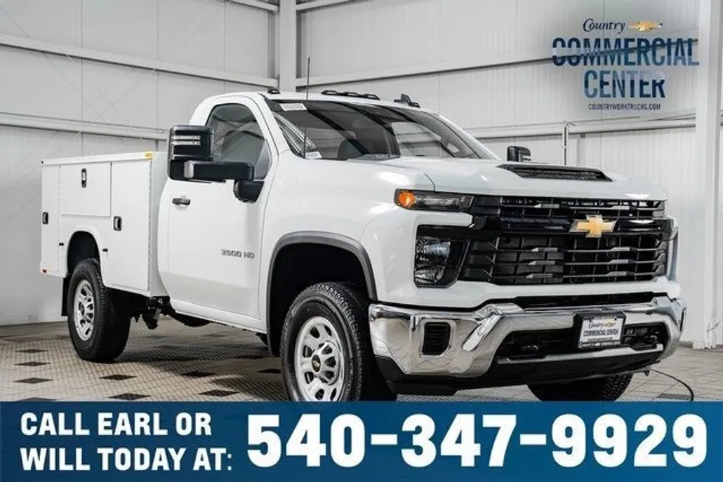 2024 Chevrolet Silverado 3500HD photo 1