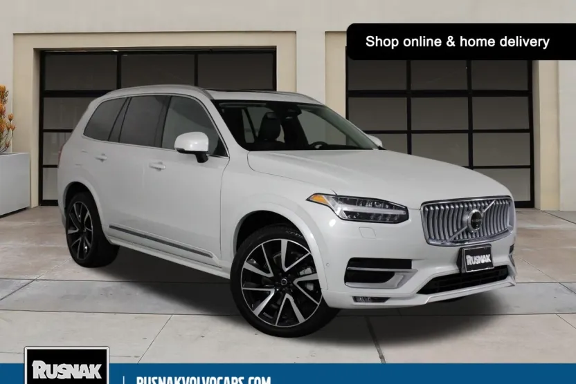 2024 Volvo XC90 Ultimate photo 1