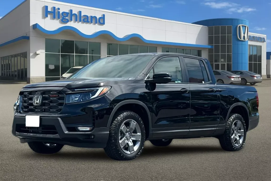 2025 Honda Ridgeline TrailSport photo 1