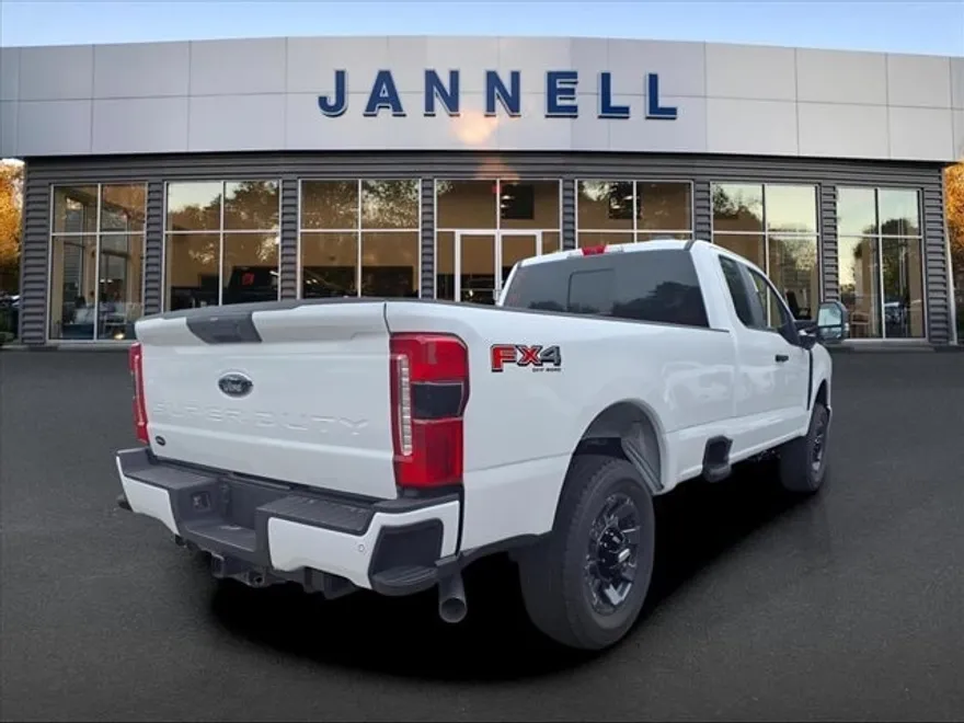 2025 Ford F-250 XL photo 1