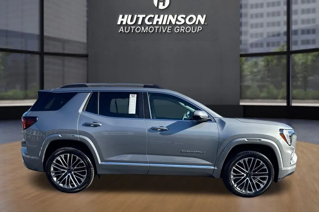 2026 Gmc Terrain Denali photo 1